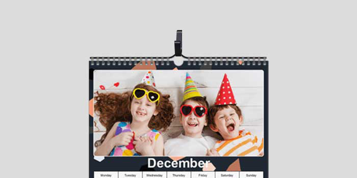 hanger for personalised calendar